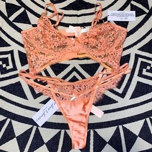 Pink Floral Bra/Panties For Love and Lemons